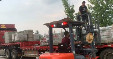 漳州 黄金麻冰裂纹，地铺石装车