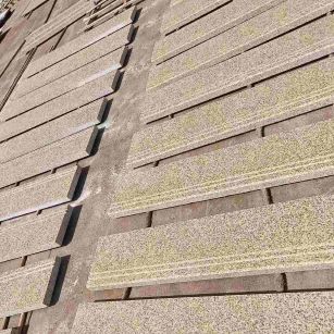 漳州 黄金麻花岗岩光面楼梯踏步