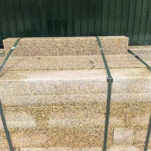 漳州 黄金麻花岗岩石材机切面栏杆料半成品