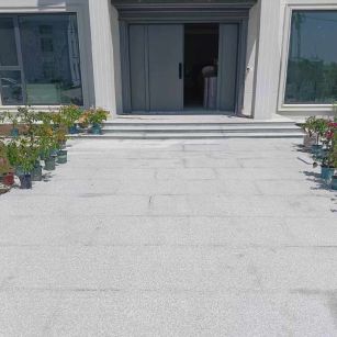 漳州 芝麻白花岗岩地铺石地面铺装