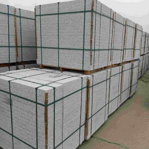 漳州 白麻花岗岩石材荔枝面地铺石（300*600*50）