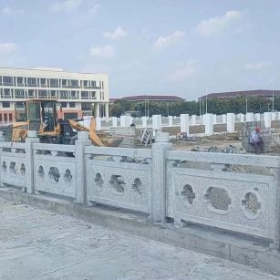 漳州 白麻花岗岩荔枝面河道栏杆