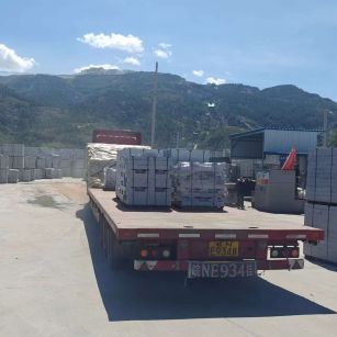 漳州 芝麻白仿形路沿石，直形路沿石