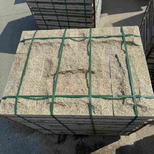 漳州 黄金麻花岗岩石材自然面蘑菇石成品