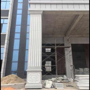 漳州 芝麻白光面花岗岩门楼大柱（罗马柱）配雕花底座