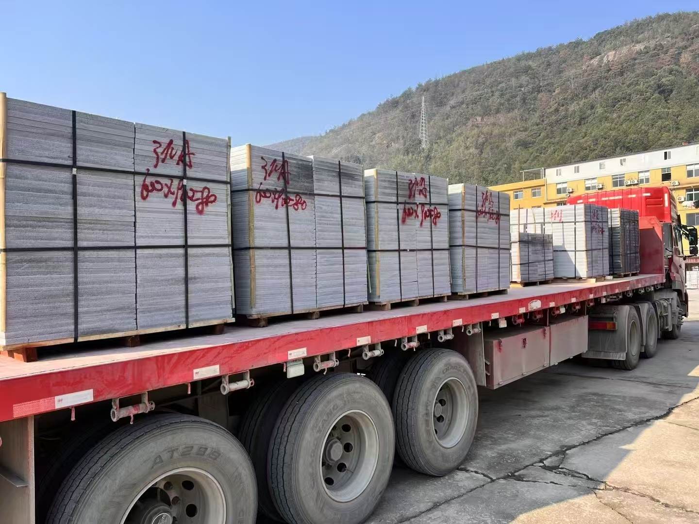 漳州 芝麻灰地铺石出货日常