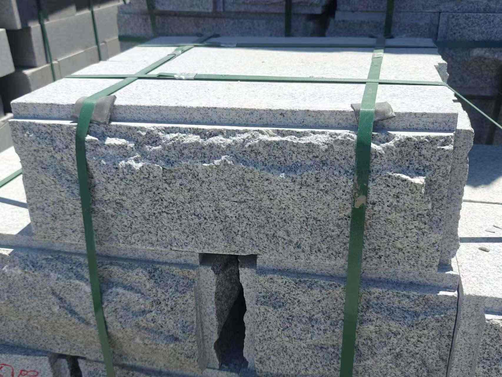 漳州 芝麻白花岗岩自然面成品