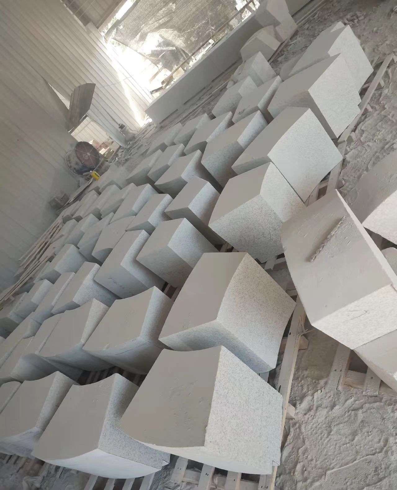 漳州 白麻花岗岩异形坐凳