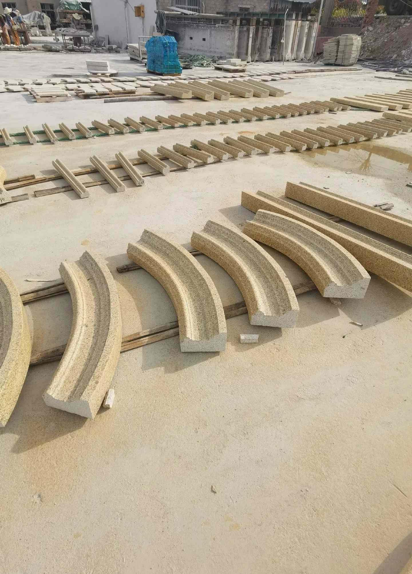 漳州 黄金麻花岗岩别墅线条